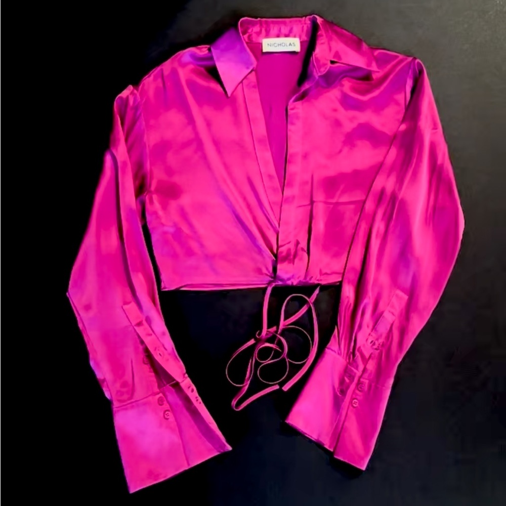 Stunning silk crop blouse with waist tie, deep neckline & elegant sleeves. New.